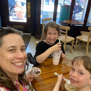 Meet your Posher, Meredith